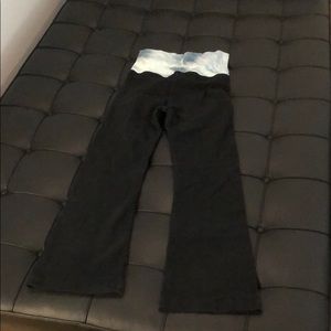 Hard Tail Flared Roll Down Waist Yoga Pants 25 in